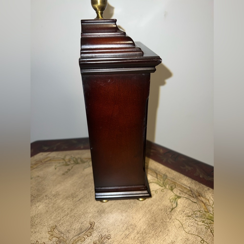 The Bombay Company clock 2001 - Picture 6 of 11